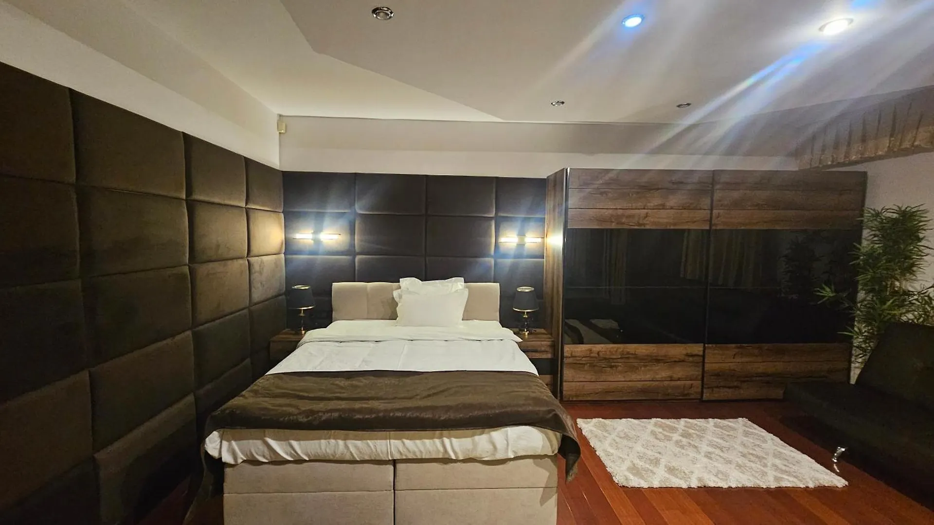 Simple Villa Rooms National Arena Self Check In Bucureşti Apartament