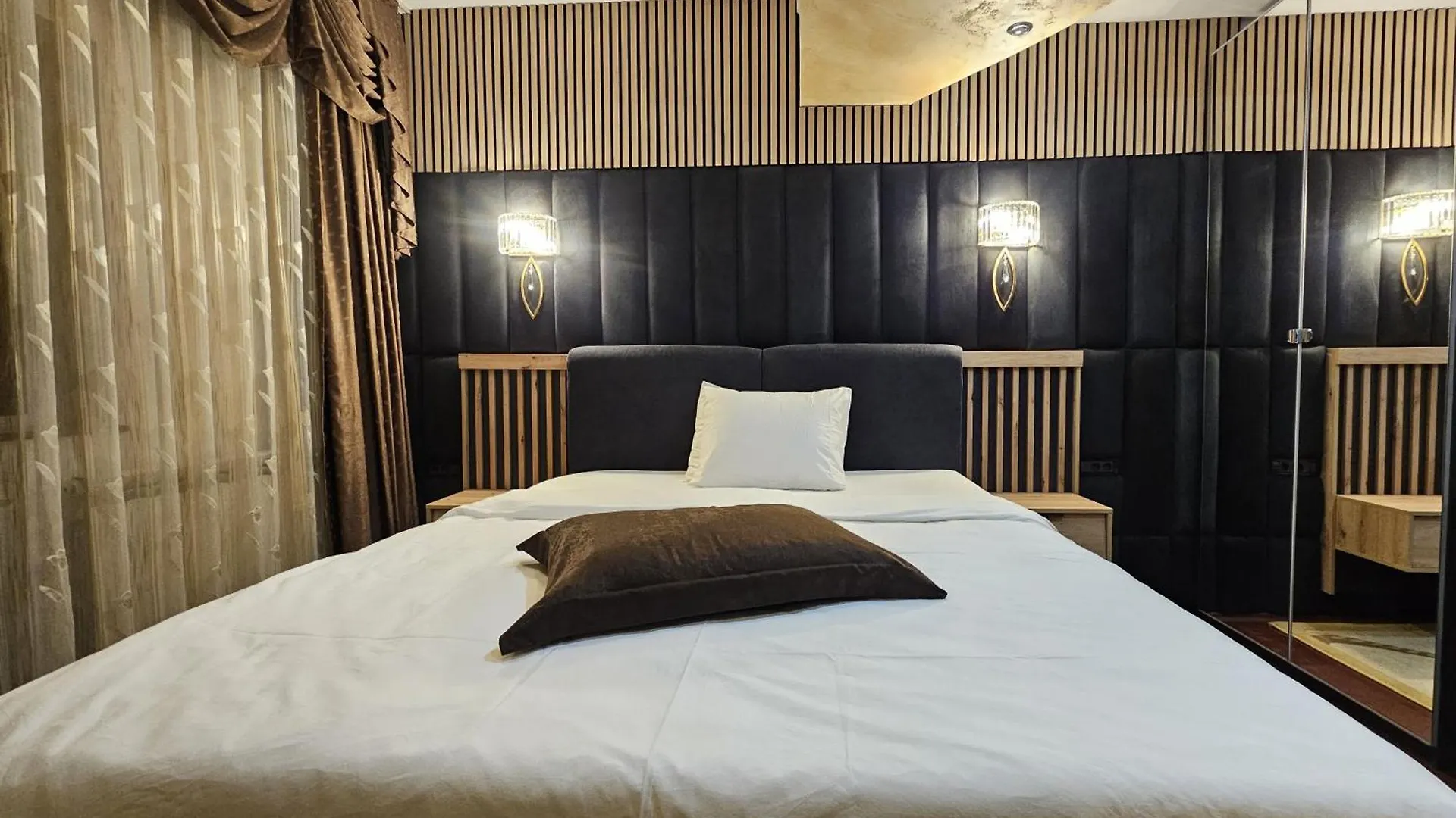 Simple Villa Rooms National Arena Self Check In Bukarest