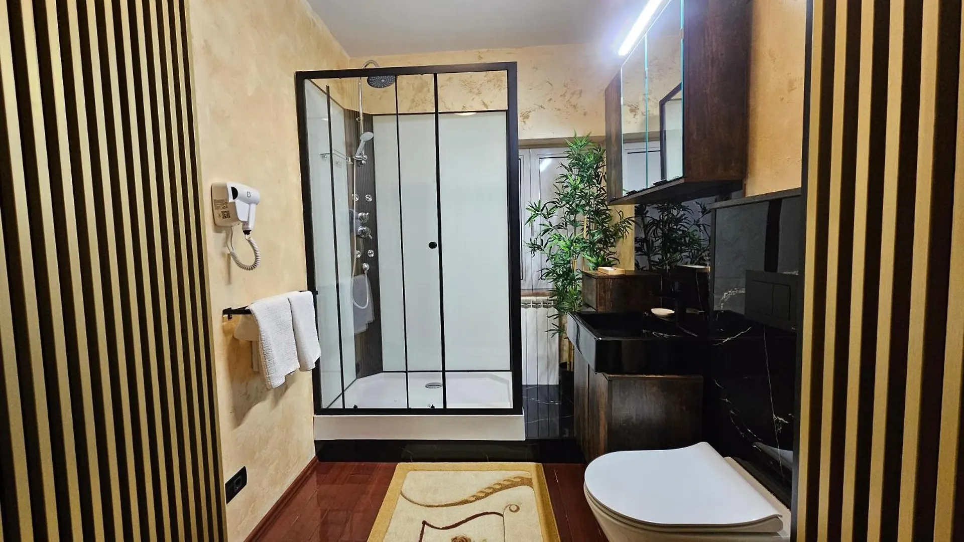 Apartment Simple Villa Rooms National Arena Self Check In Bukarest Rumänien